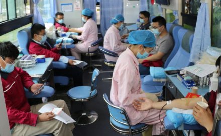 “不忘初心 熱血戰(zhàn)疫” 軟控股份開展無償獻血活動